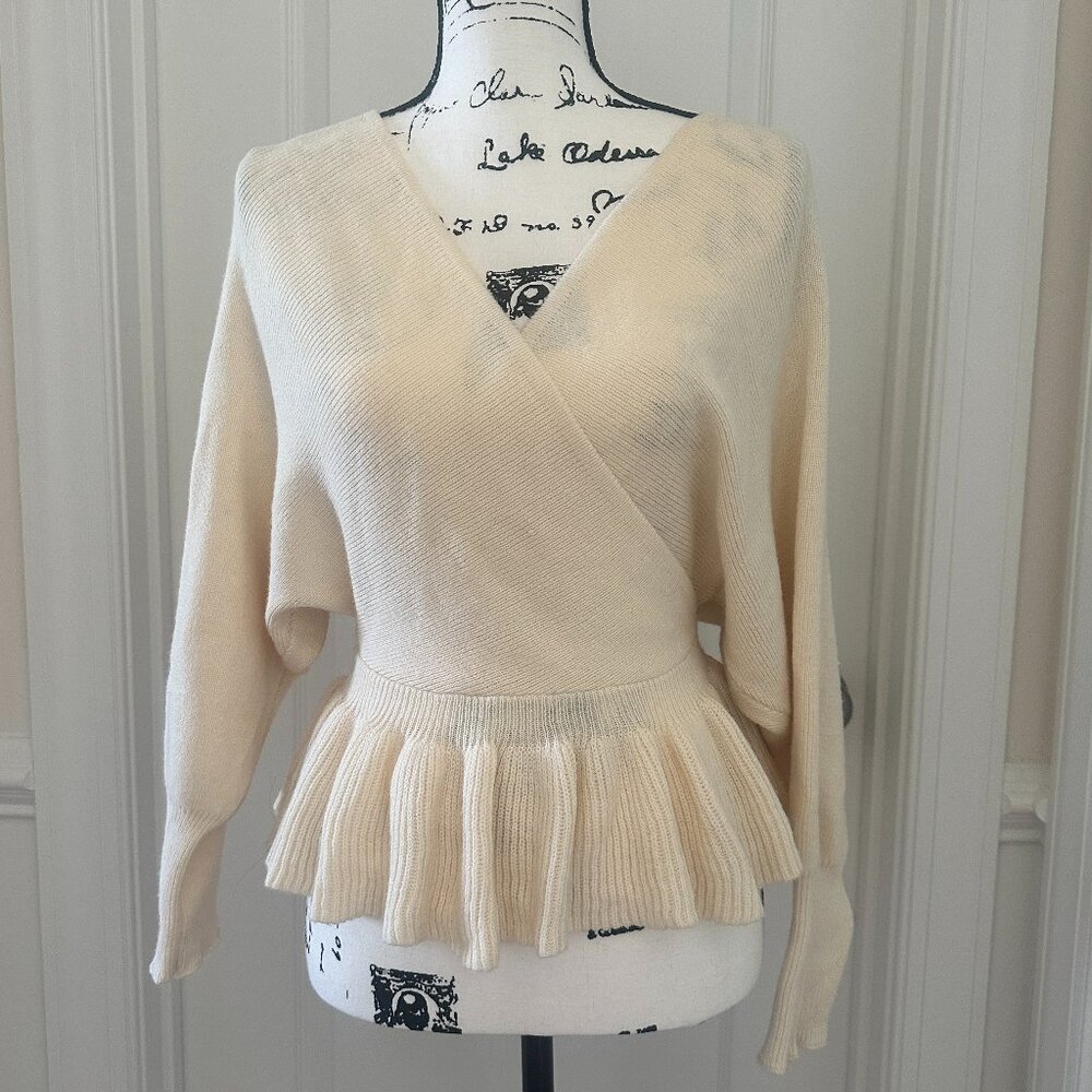 Cream V-Neck & Back Peplum Sweater Sz Sm